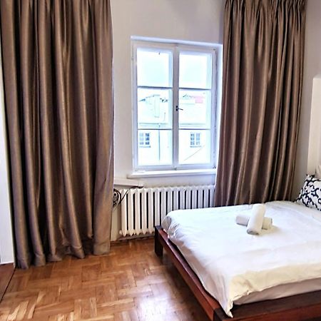 Art Dreams Apartament Chmielna 5 Warsaw Exterior photo