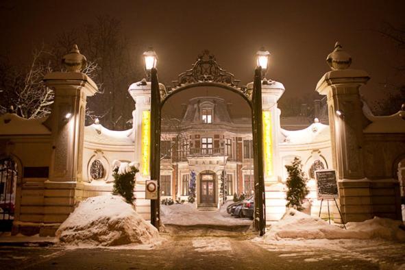 Art Dreams Apartament Chmielna 5 Warsaw Exterior photo