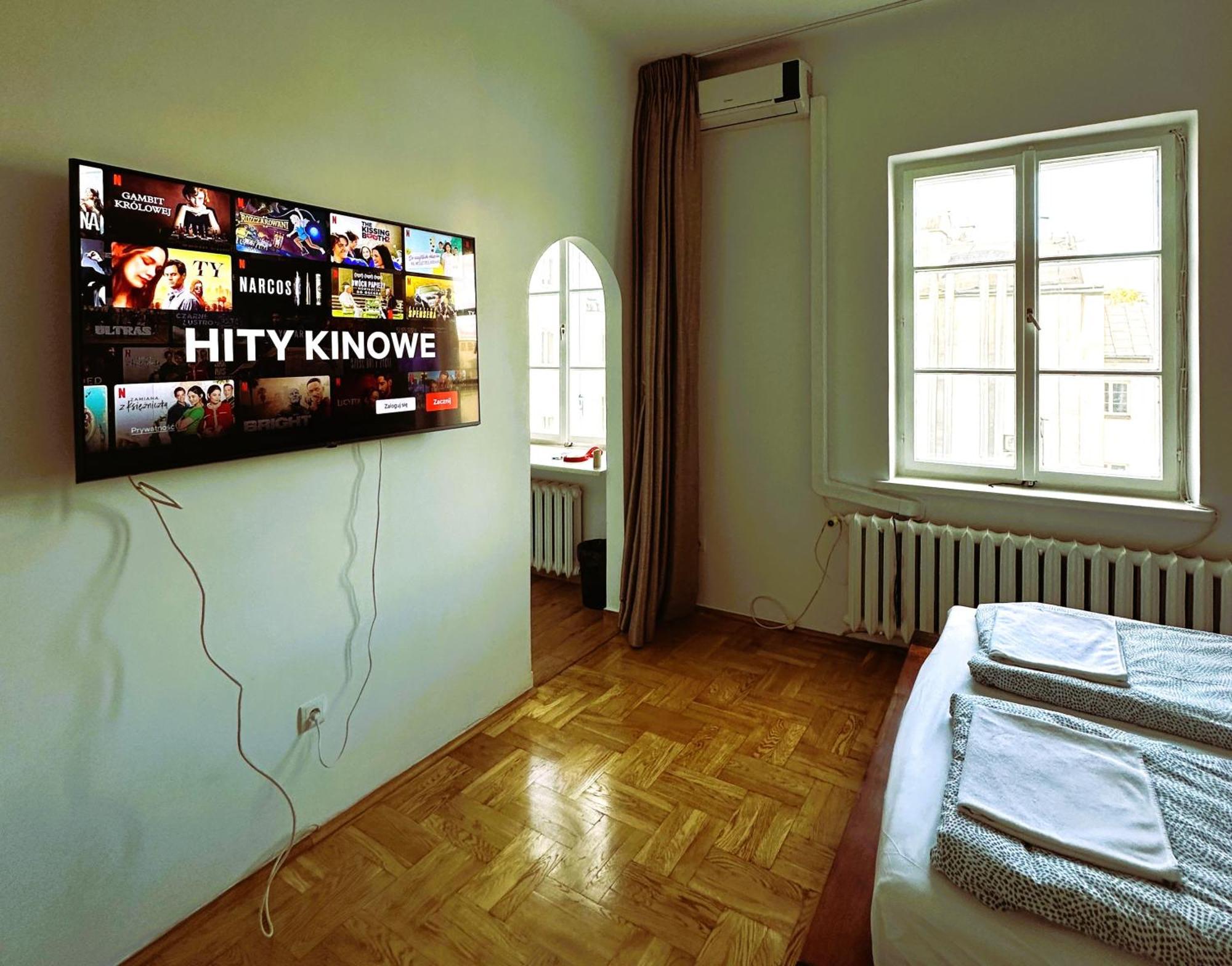 Art Dreams Apartament Chmielna 5 Warsaw Exterior photo