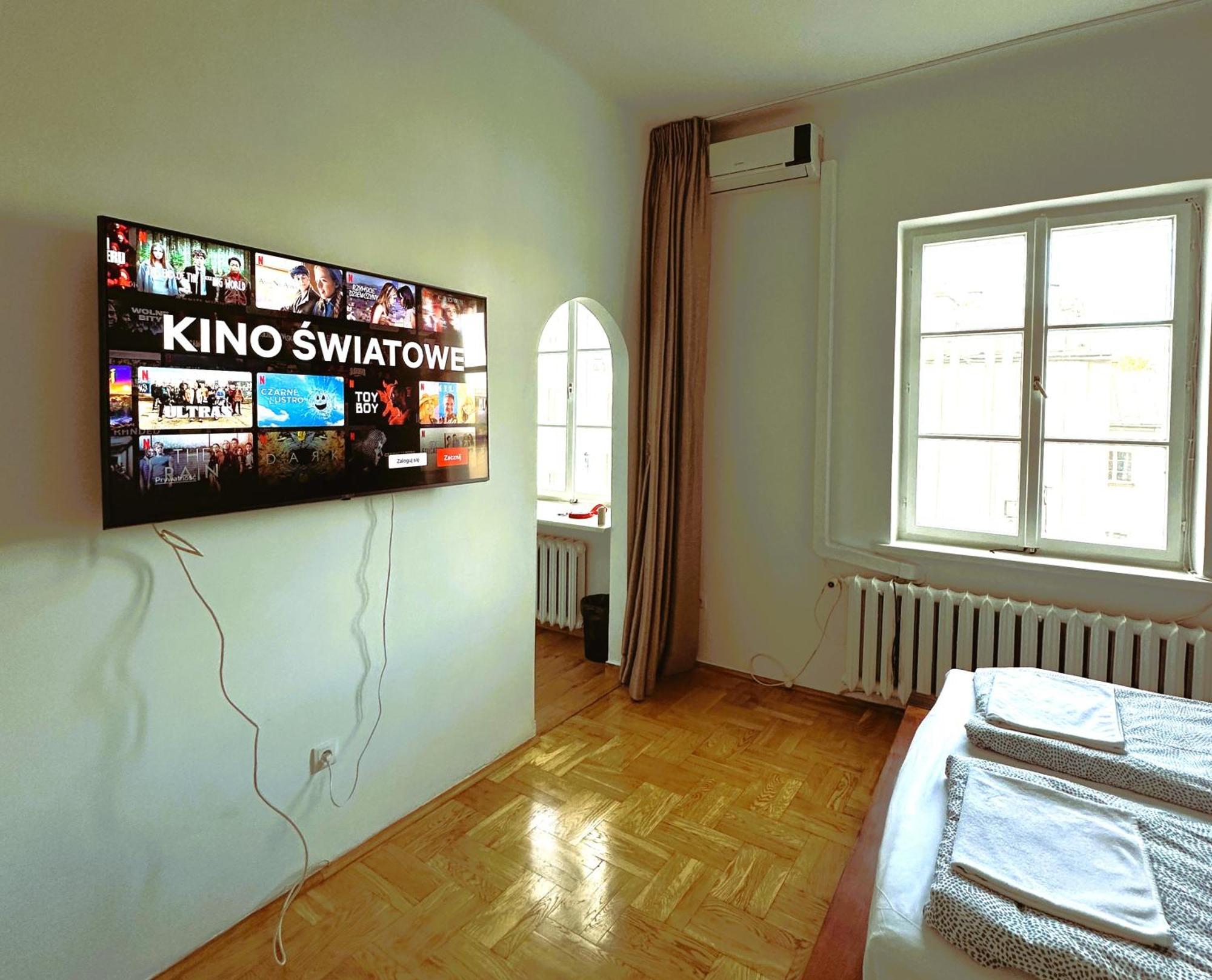 Art Dreams Apartament Chmielna 5 Warsaw Exterior photo